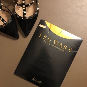 FEDERICK HOLLYWOOD thigh high